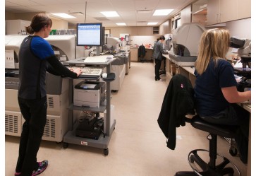 Service aparatura medicala pentru laborator clinic
